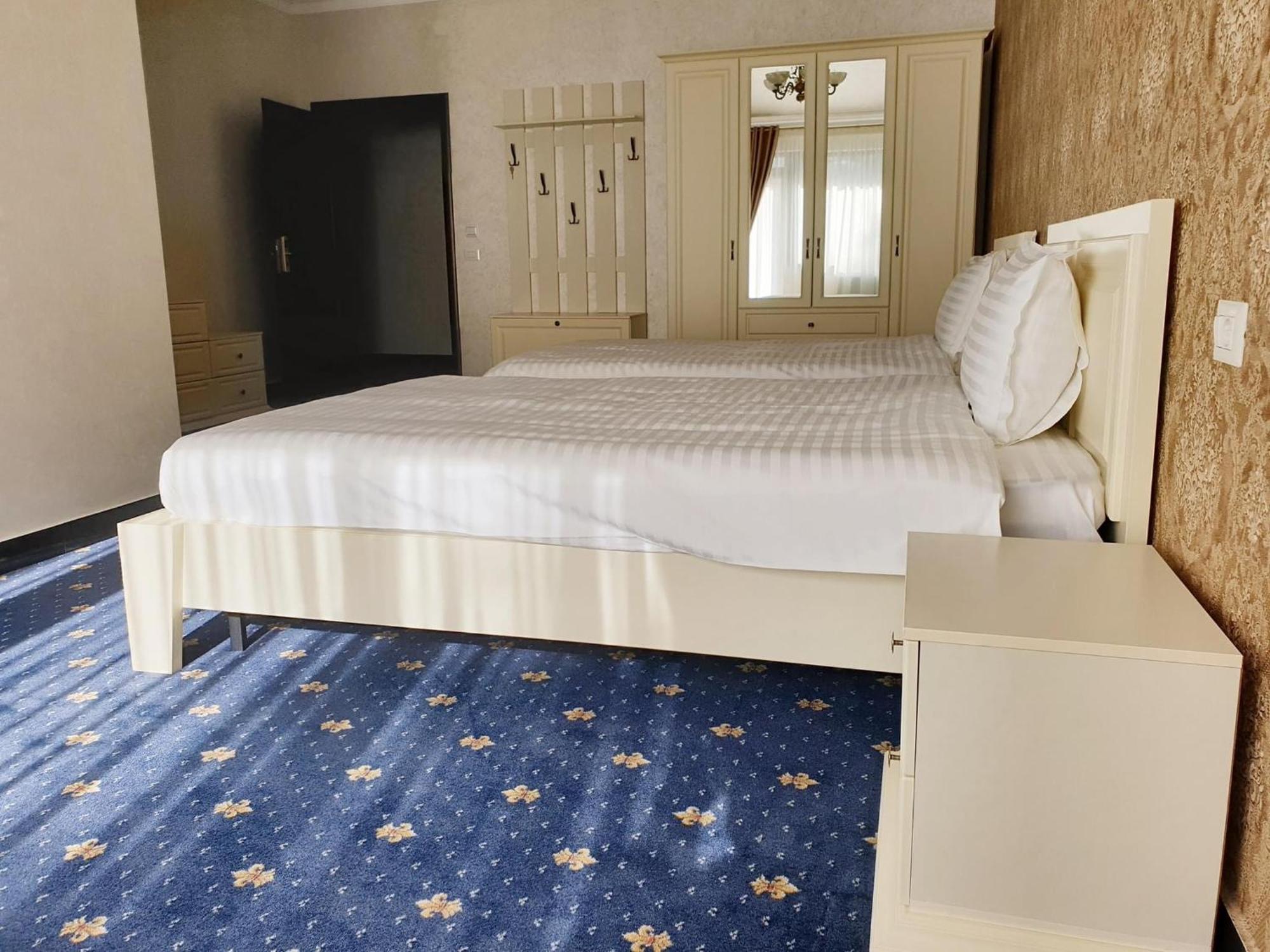 Hotel Bacsoridana Tecuci Exteriér fotografie