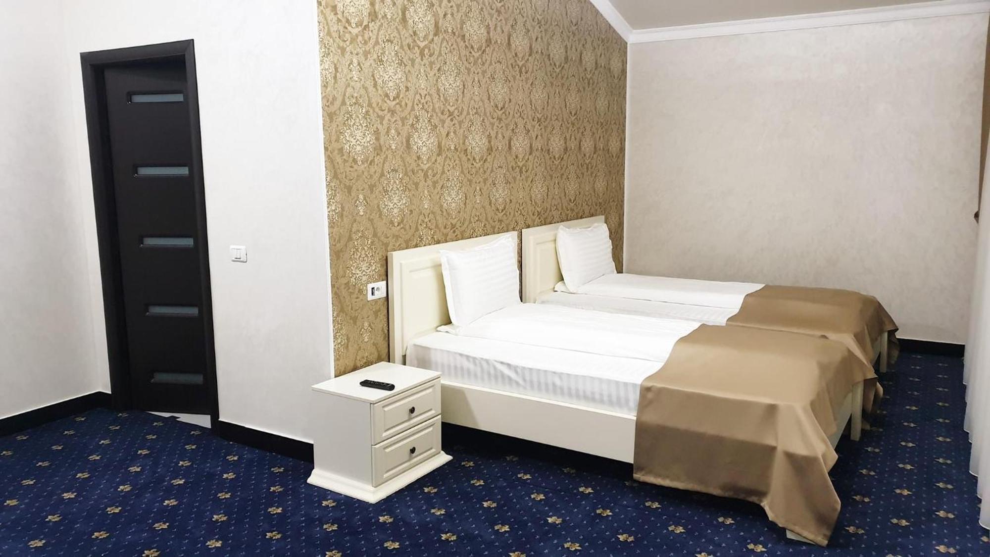 Hotel Bacsoridana Tecuci Exteriér fotografie